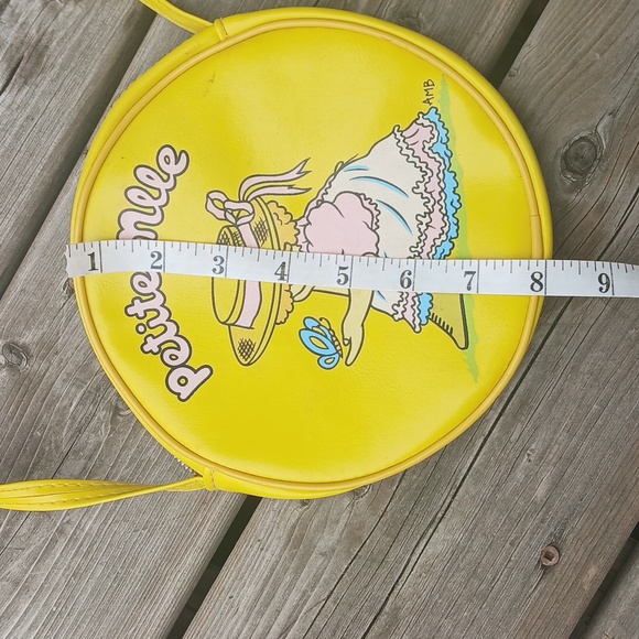 Vintage Shoulder Bag - Picture 5 of 7